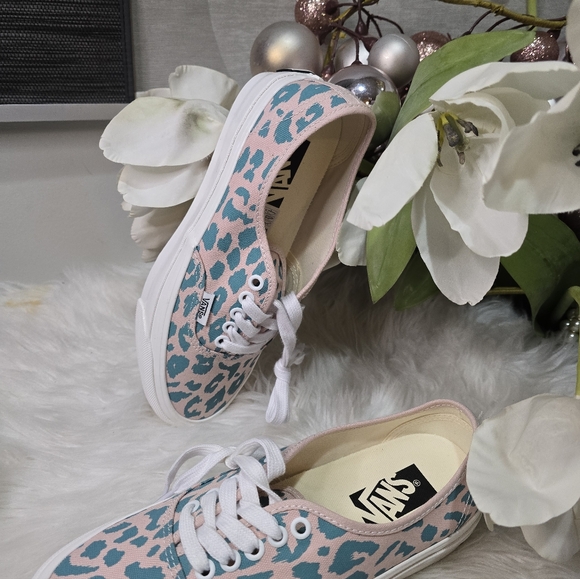 VANS AUTHENTIC OG womens sneakersSize8 style:VN000EAAO3N Color:CHEETAH SEPIA - Picture 3 of 7